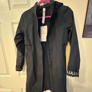 Brand new lululemon size 2 rain jacket! Never worn with tags